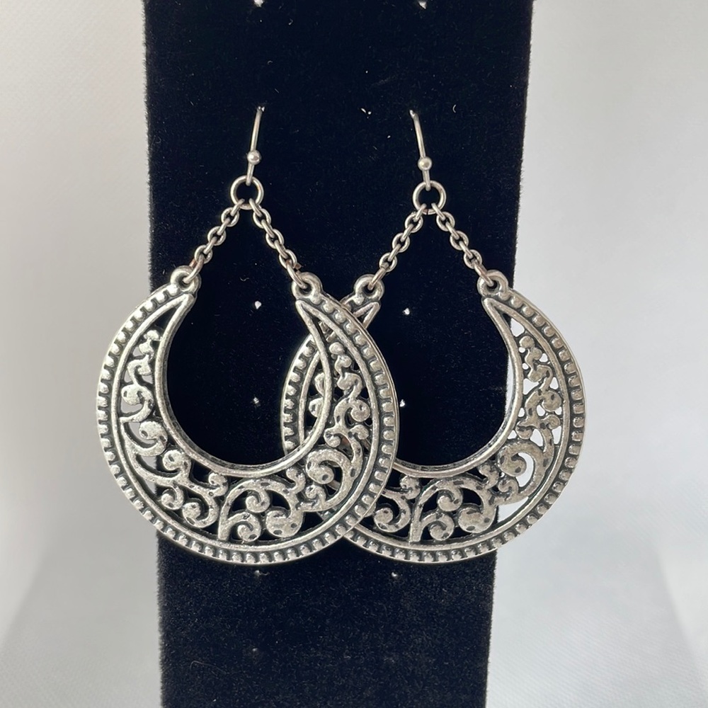 Premier Designs Crescent Earrings